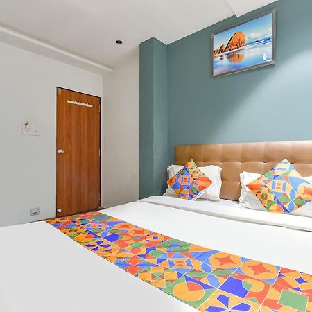Fabhotel Nidhivan, Udhna Junction Surat Esterno foto
