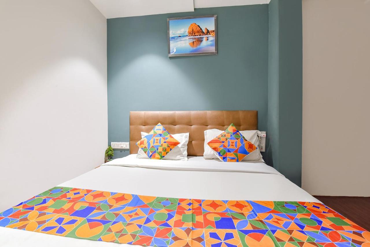 Fabhotel Nidhivan, Udhna Junction Surat Esterno foto