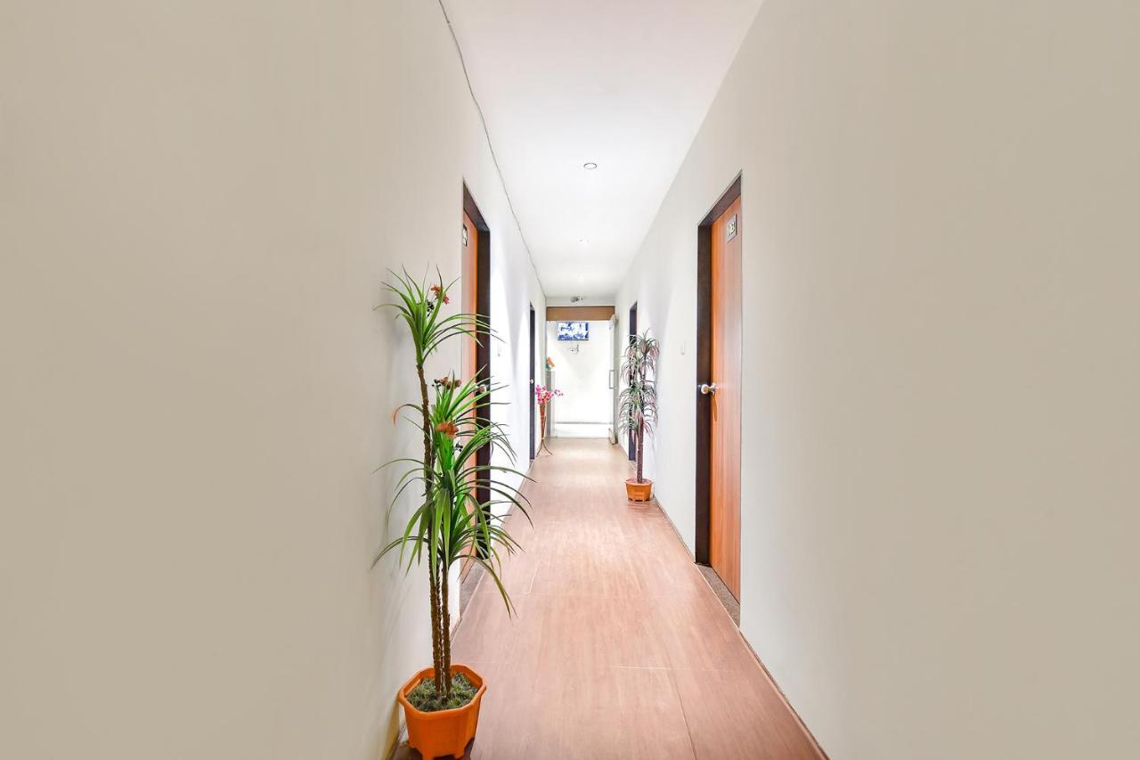 Fabhotel Nidhivan, Udhna Junction Surat Esterno foto