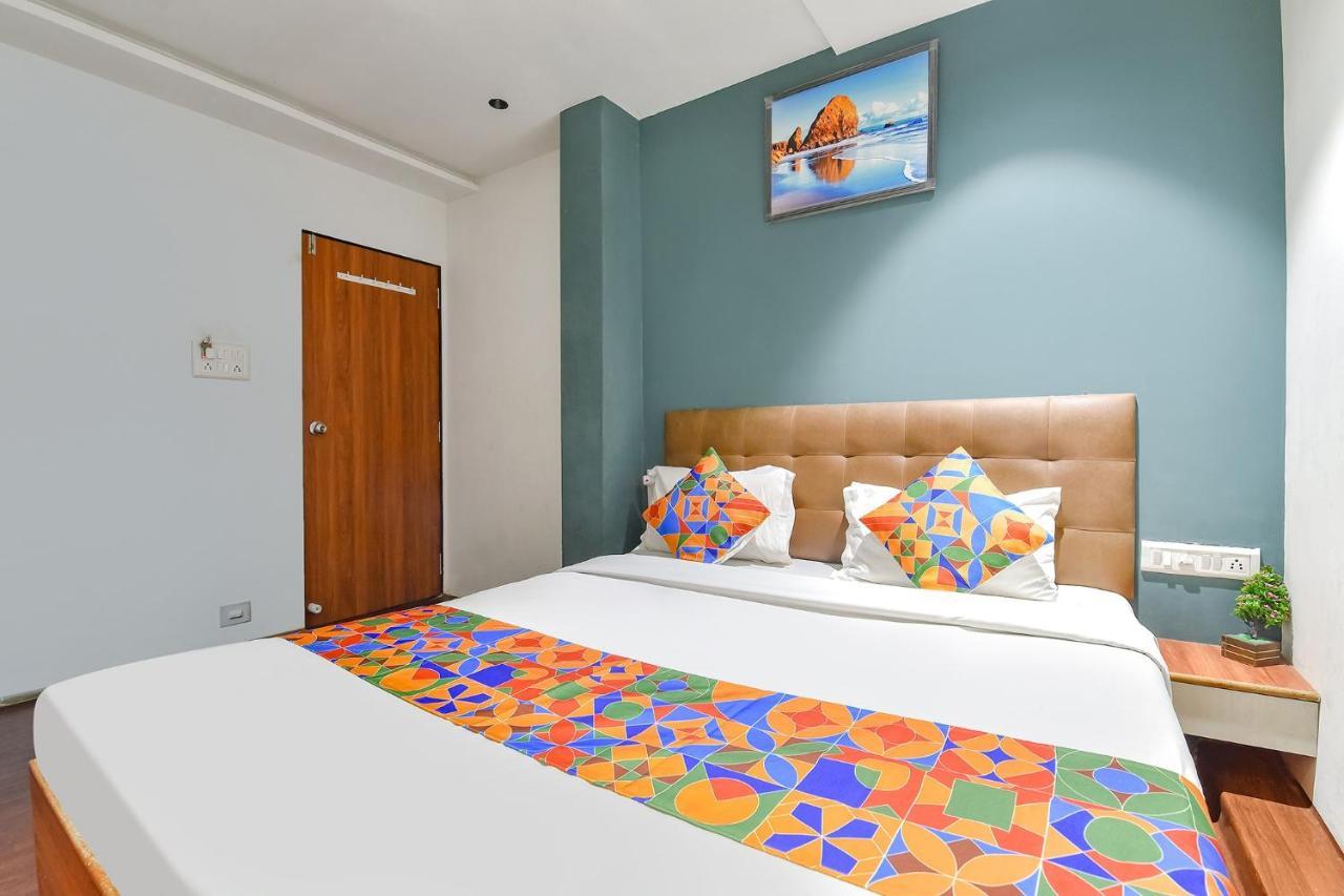 Fabhotel Nidhivan, Udhna Junction Surat Esterno foto