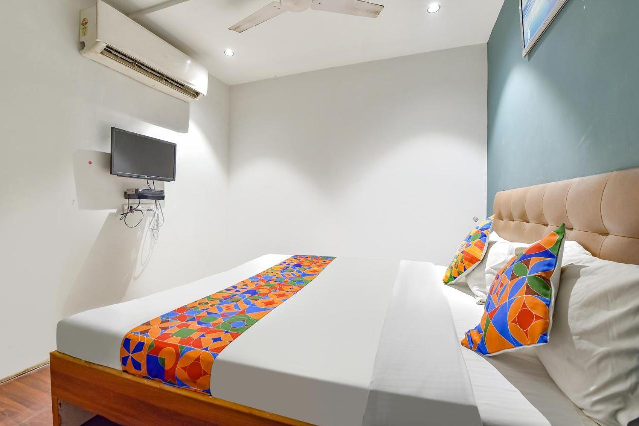 Fabhotel Nidhivan, Udhna Junction Surat Esterno foto